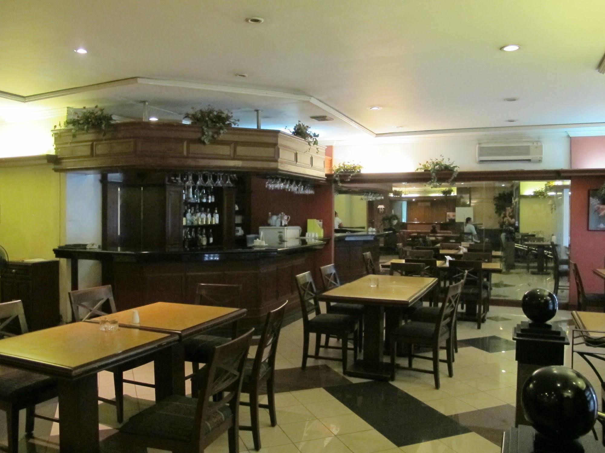 Mabini Mansion Hotel & Residential Suites Manila Eksteriør billede