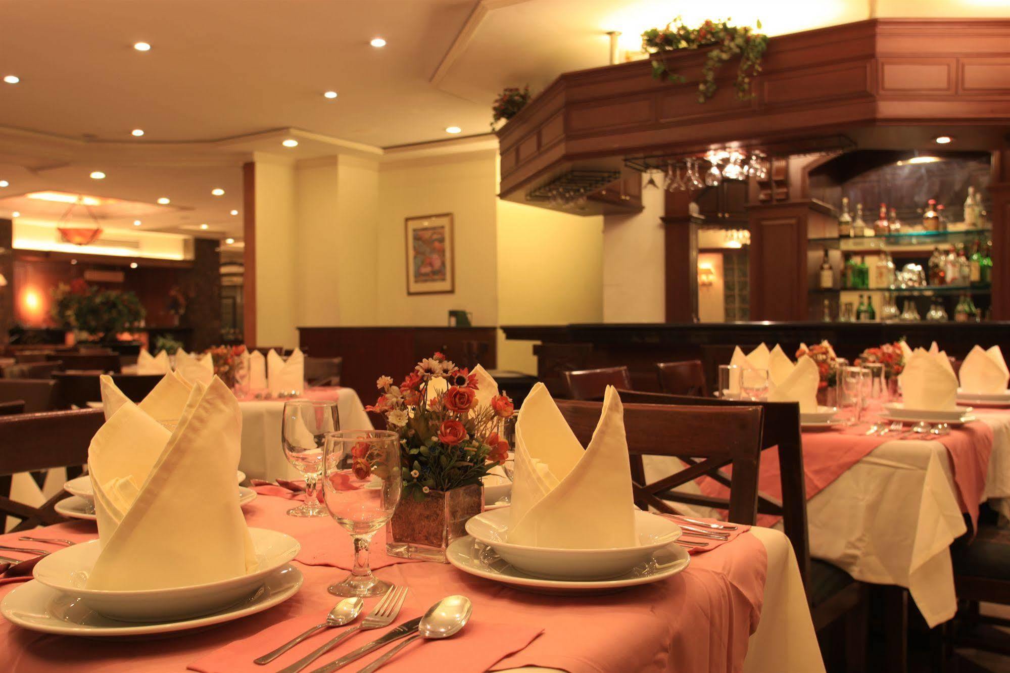 Mabini Mansion Hotel & Residential Suites Manila Eksteriør billede